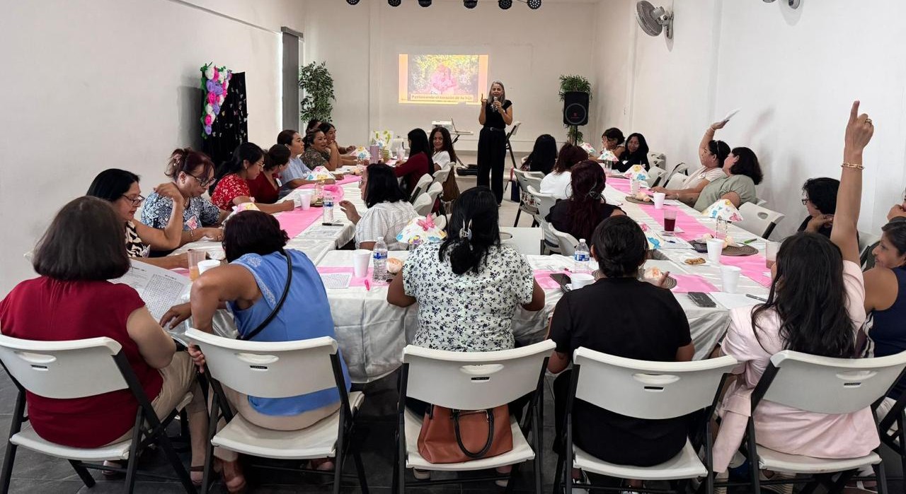 Reunión de mujeres