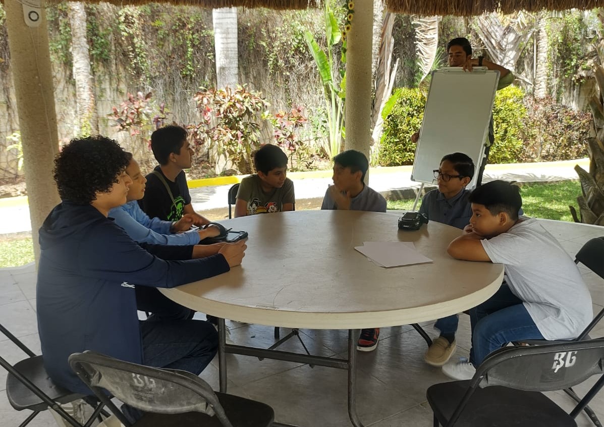 Niños en iglesia